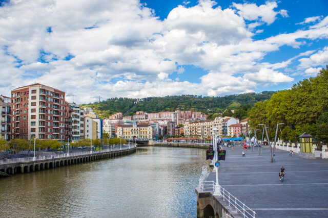 Bilbao La Ria Damm