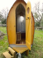Vintage Caravan with Lake View 12