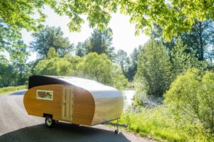 Ausbau Holz (c) Home Grown Trailers