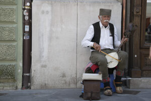 Serbe spielt traditionell in Ljubljana