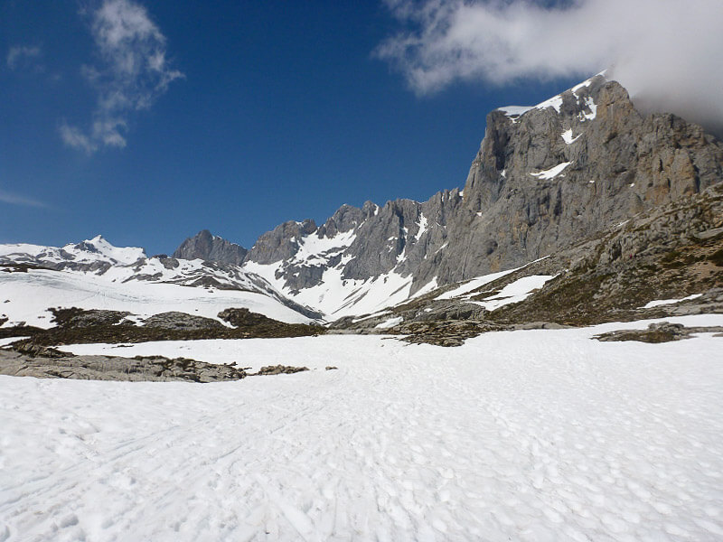 Schnee auf den Picos in Kantabrien