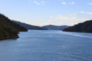 Die Fjodlandschaft bei der Überfahrt in Neuseeland