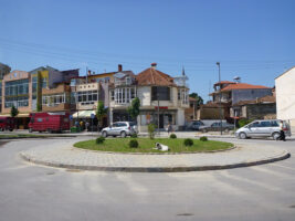 In der Stadt Korca, Albanien
