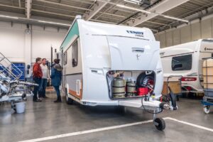 Wohnwagen in der Werkstatt