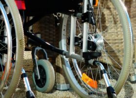 Raeder eines Rollstuhls