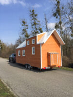 Tiny House Auto Strasse