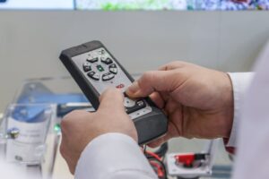 AL-KO UP4 - Elektrische Stützen für Wohnwagen