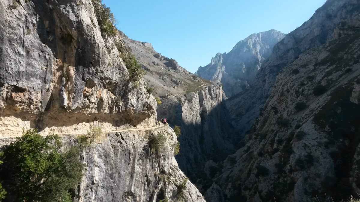 Interessante Routen in Nordspanien zum Nachfahren: Asturien und Galicien 4 Beeindruckende Wanderung durch die Schlucht Ruta del Cares in Asturien