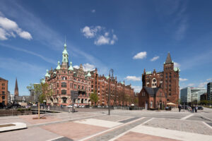 Die Speicherstadt in Hamburg ist ein tolles Reiseziel fuer Maerz