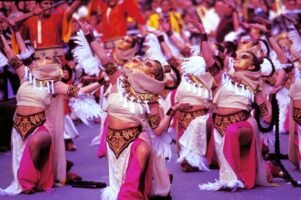 Moros y Cristianos in Alcoy ein schoenes Reiseziel in Spanien