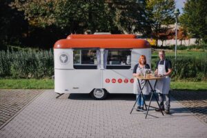 Das Team vom Food Truck Volpe