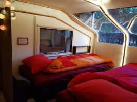 Ein rollendes Mini-Hotel mit Kufen