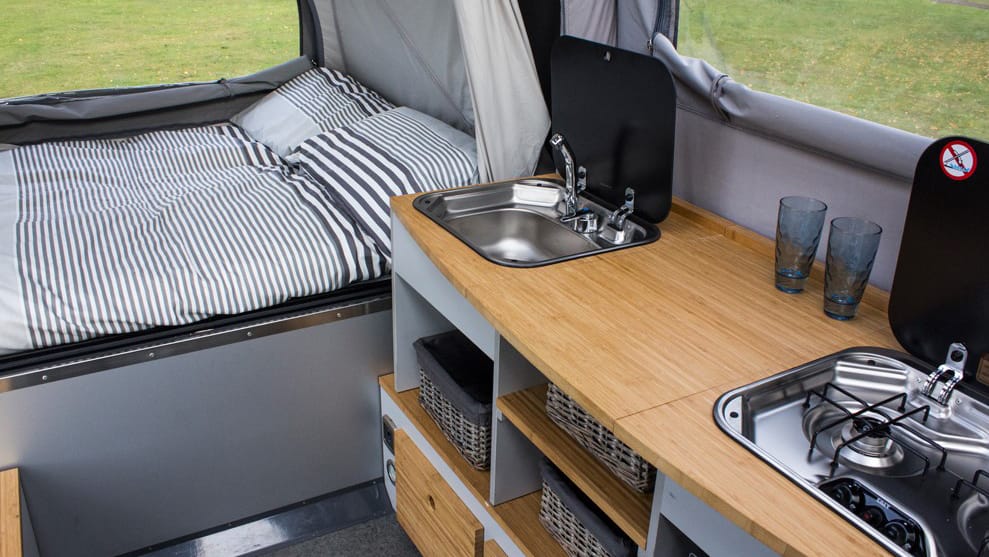 Blick in das Innere vom AO Faltcaravan Foto(c)Air Opus