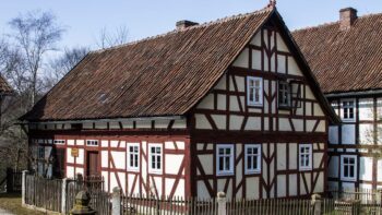 Ein Gebaeuder des Museumsdorfs in Rhoen