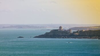 Blick auf das Cap Frehel in der Bretagne