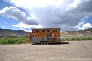 Das Ad Astra Tiny Home von außen