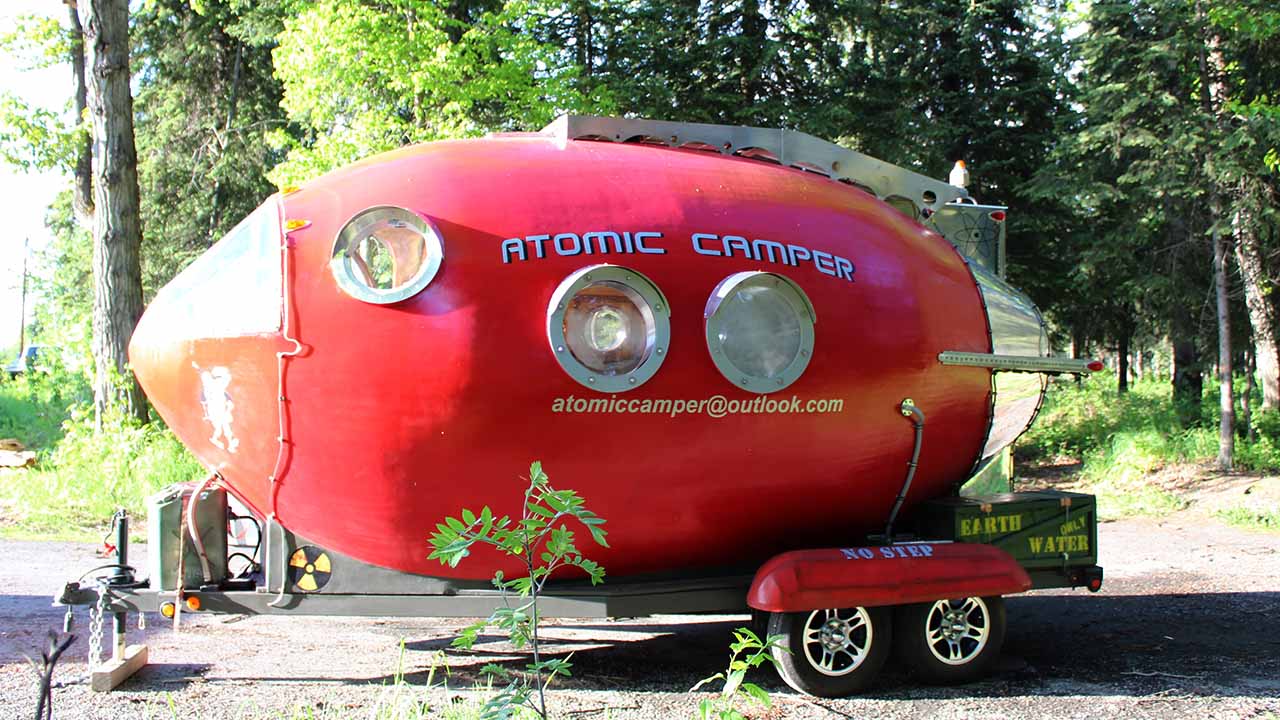Camping im Comic-Style: Die verrückte Geschichte vom Atomic Camper