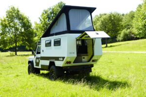 Viel Platz im mdx Expeditionsmodel dank Pop-Top