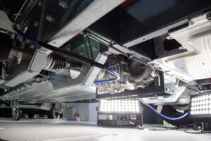 Detailaufnahmen von unten vom e.home Coco auf dem Messestand von Dethleffs beim Caravan Salon 2019