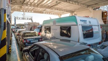 Staus und Wartezeiten beim Fahren mit der Fähre in Kroatien