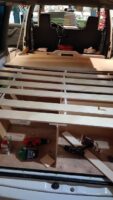 Bettkonstruktion mit Lattenrost beim Vanausbau des L300