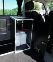Trink- und Abwassertank in der Van.Kitchen