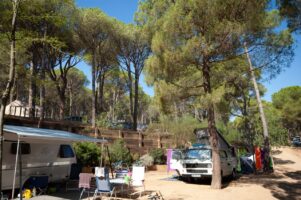Camper auf dem All Inclusive Campingplatz Punta Mila