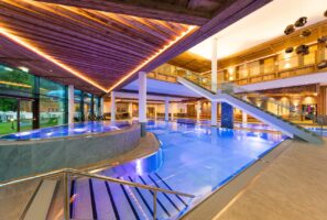 Hallenbad auf dem All Inclusive Camping Sportcamp Wolferlgut