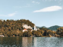 Besuch am Bleder See beim Camping in Slowenien
