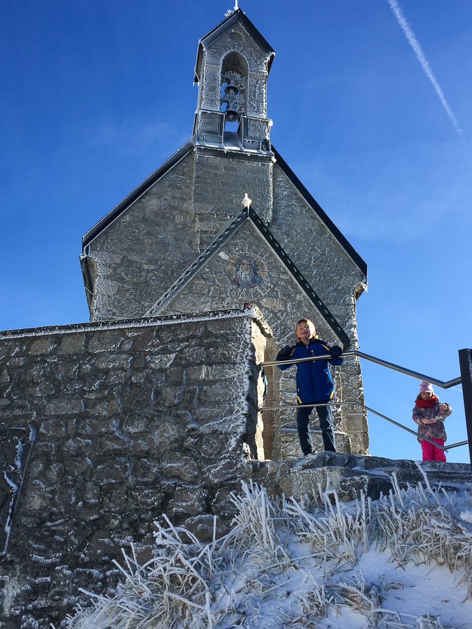 Reisen und Camping in Oberbayern: Eldorado für Naturliebhaber 19 Besuch der Kirche Wendelstein beim Camping in Oberbayern