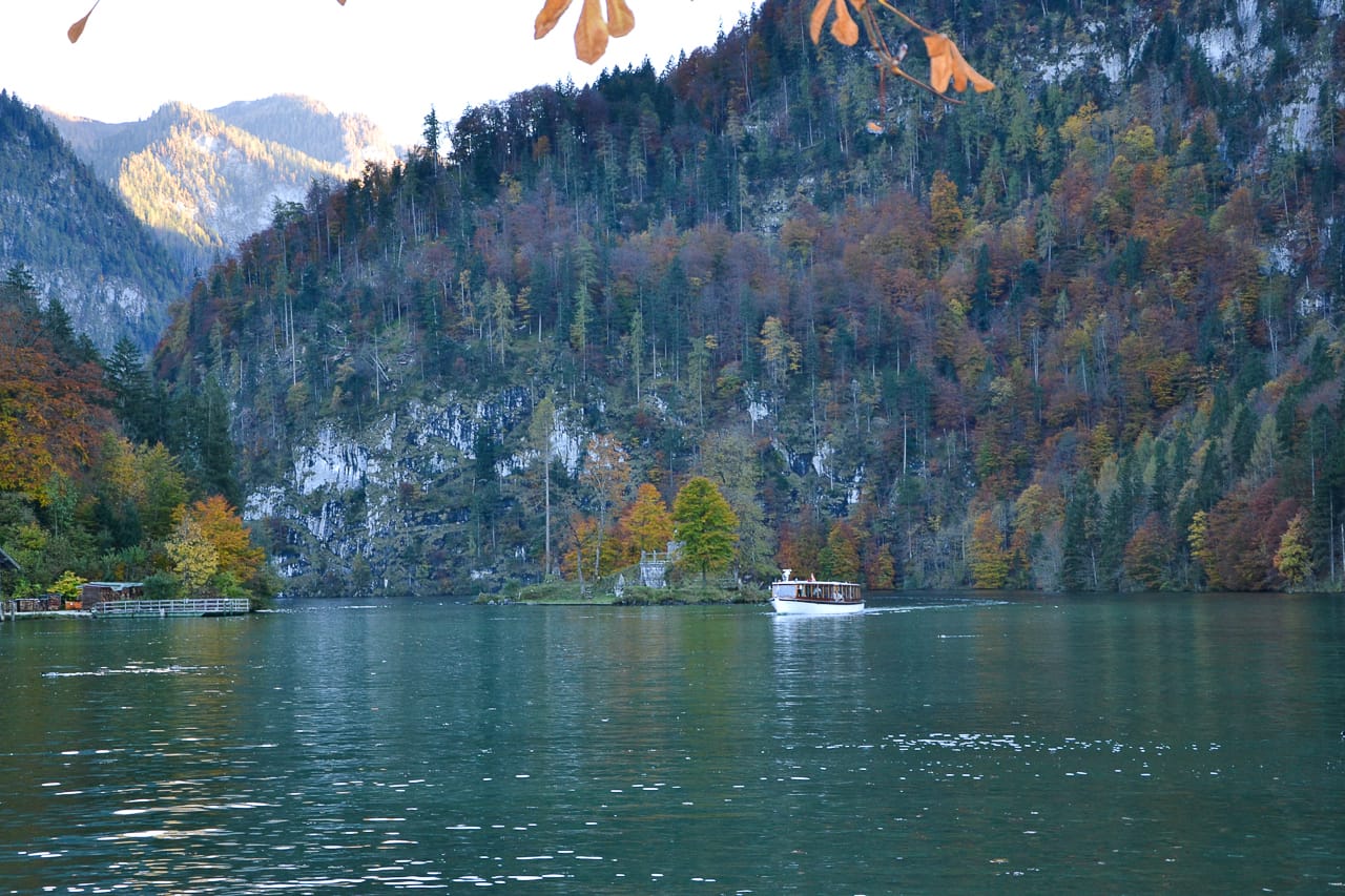 Reisen und Camping in Oberbayern: Eldorado für Naturliebhaber 27 Königssee beim Camping Urlaub in Oberbayern