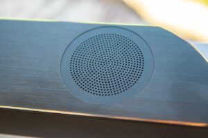 Oyster Soundbar Detail