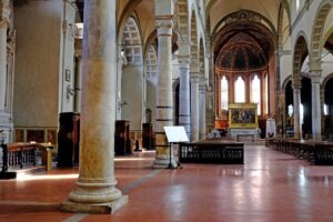 In einer Kirche in Siena während Italienreise