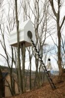 Design und Natur: Großes Vogelhaus in Japan