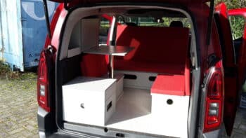 Campingbox Sitzmöglichkeit im Mini Camper CTech