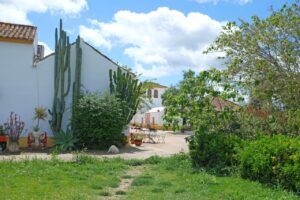 Gebäude von Suryalila in Andalusien