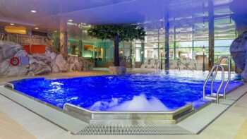 Wellness Camping in der Schweiz im Eienwäldli PiNCAMP