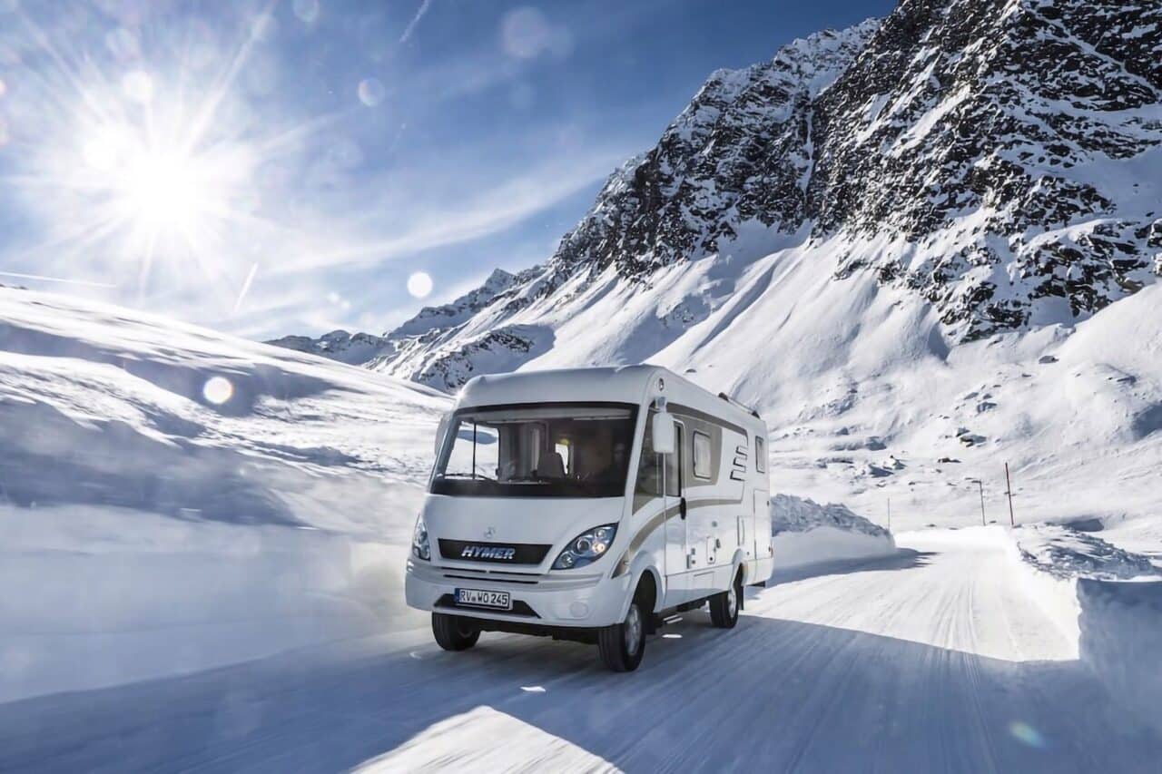 Wintercamping: So rüstest du Wohnmobil und Wohnwagen für die kalte Saison - Camper wintertauglich machen