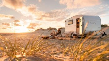 Wohnwagen ohne Gas: Plug and Play auf dem Campingplatz 2 Der Beachy Wohnwagen ohne Gas