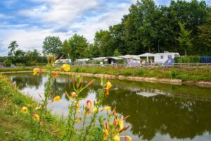 Camping De Papillon Fischteich auf dem Campingplatz ©PiNCAMP