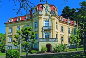 Campingtour durch Frankenhöhe das Rathaus (c) Schillingsfürst Touristinfo