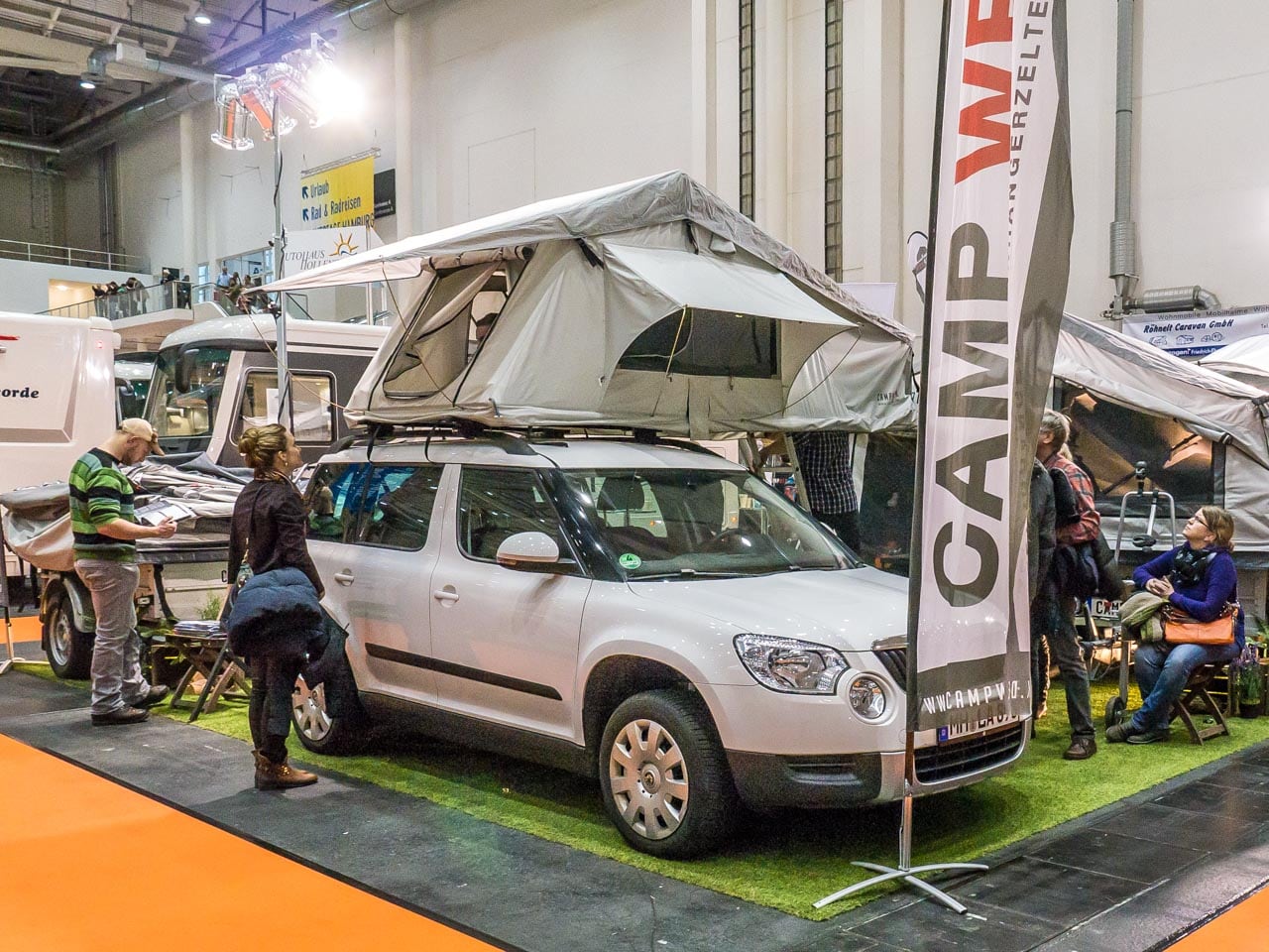 Camping-Trends 2023: Reiseziele, Fahrzeuge, Ausstattung – was in diesem Jahr besonders beliebt ist 16 Campwerk Dachzelt