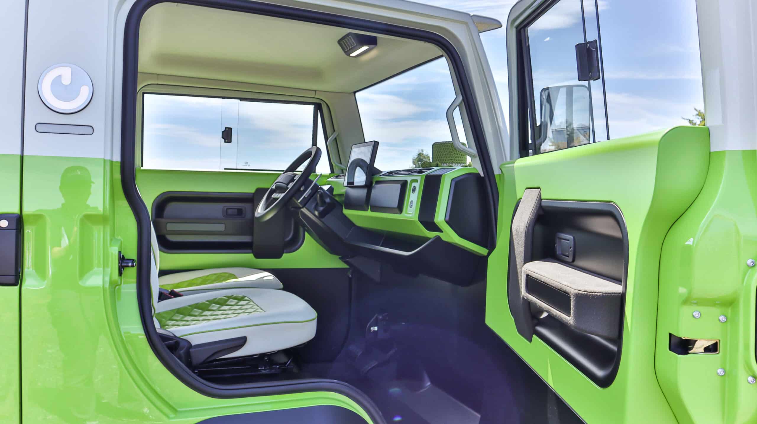 ElectricBrands Xbus Camper Fahrerkabine