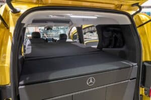 Mercedes-Benz T-Klasse Bett hinten