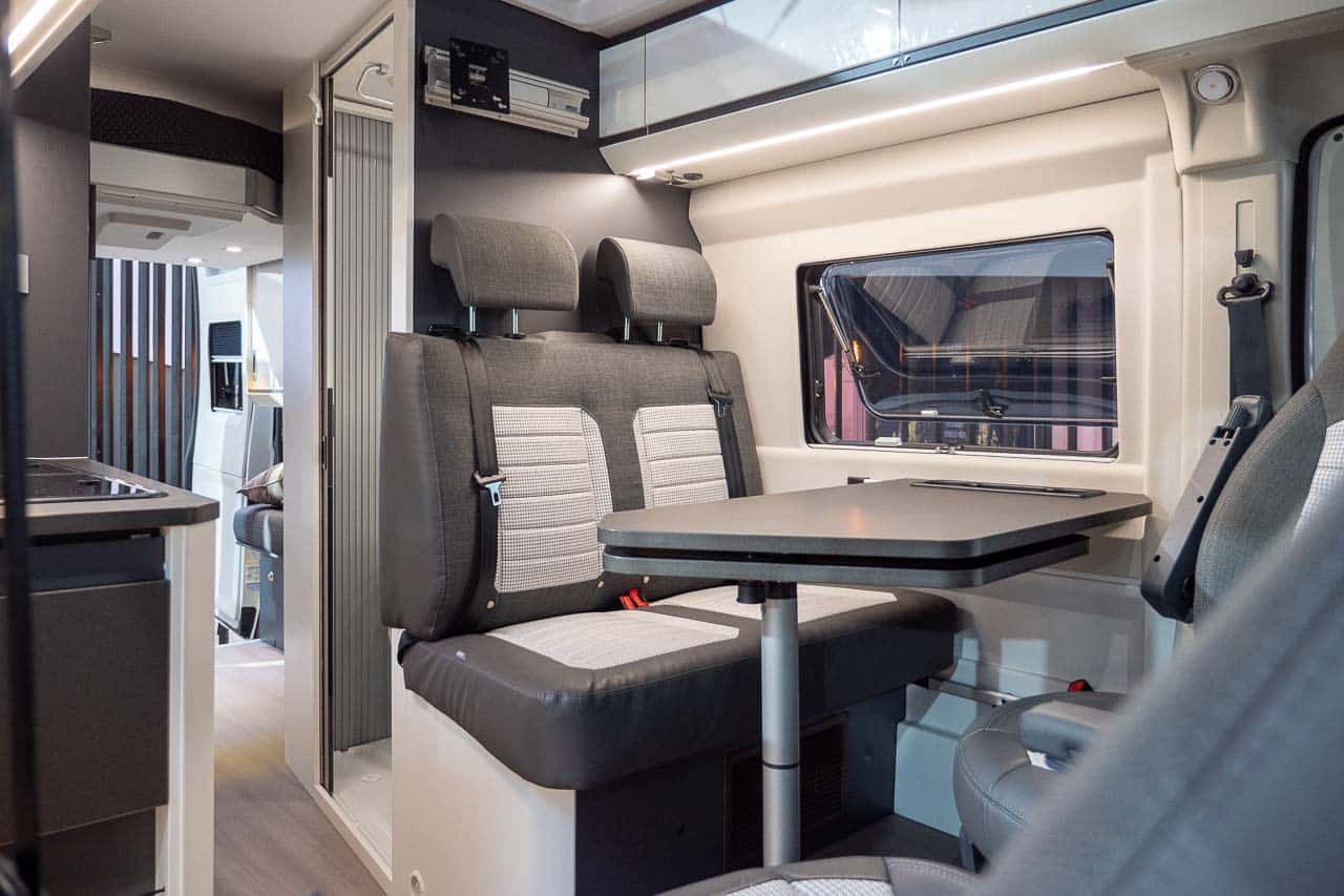 Adria TWIN 600 Esstisch