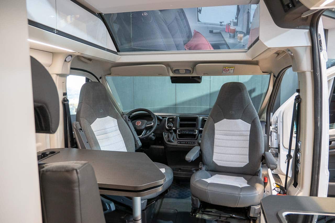Adria TWIN 600 Fahrerkabine