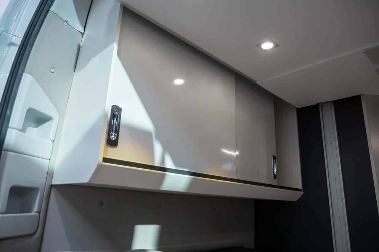 Adria TWIN 600 Schrank