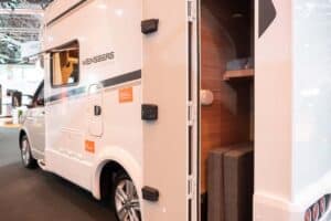 Weinsberg X-Cursion Van Heckgarage Seite