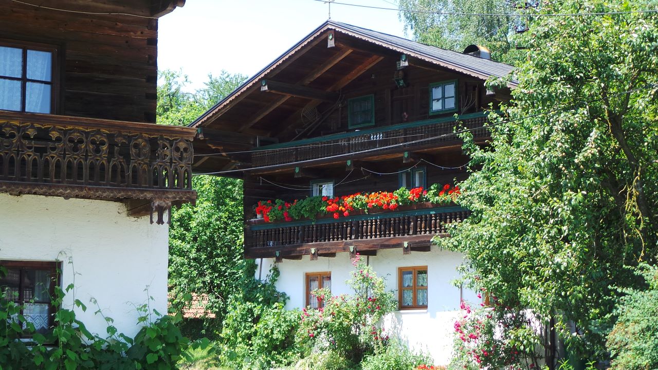 Häuser im Lallinger Winkel
