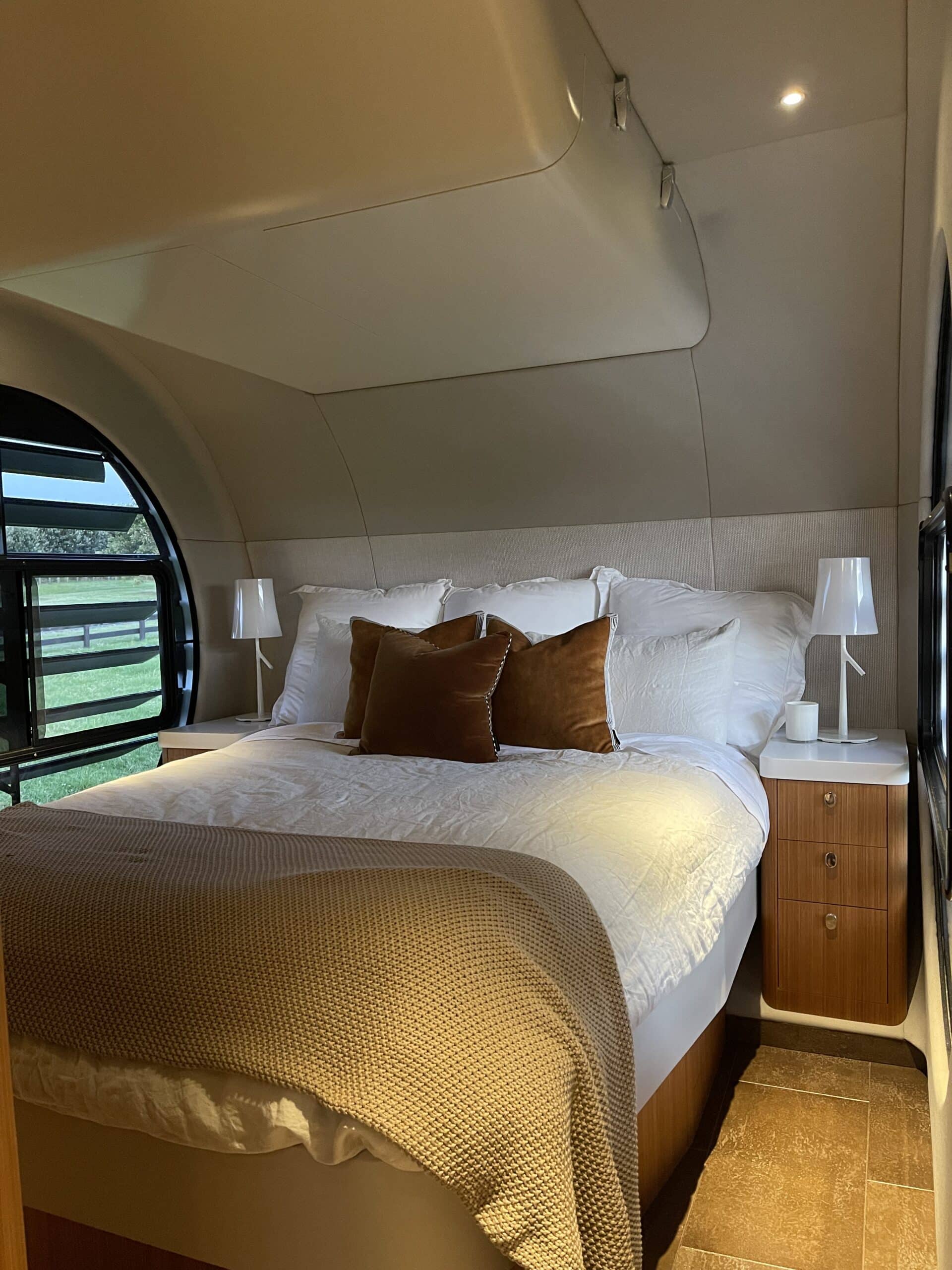 romotow t8 schlafzimmer scaled